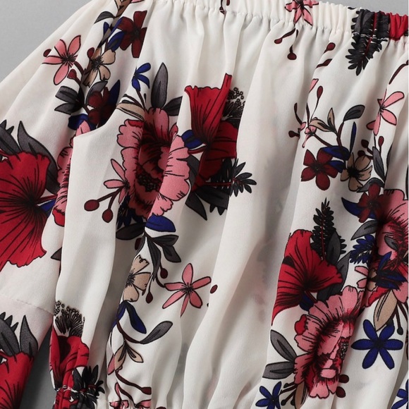 Off shoulder - Picture 4 of 5